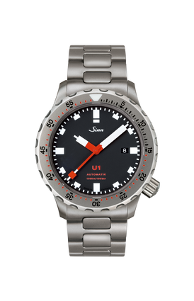 U1 – Front view with strap
