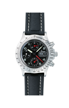 256 Ty – Front view with strap
