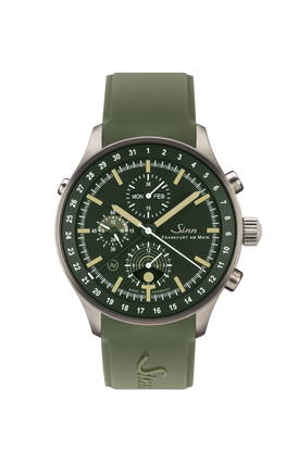 HUNTING WATCH 3006 – Front view with strap