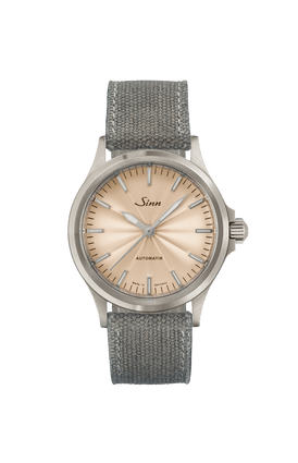 556 Sand – Front view with strap