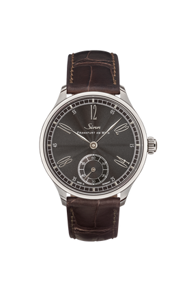 6200 WG Meisterbund I – Front view with strap