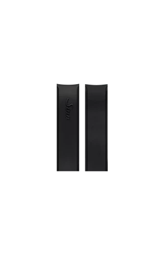 Black silicone strap integrated in the case