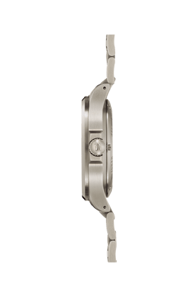 556 I Mother-of-pearl S – Right side view