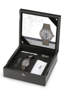 1800 TITANDAMASZENER – Vue d'ensemble